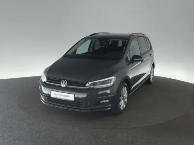 Gebraucht VW Touran Highline 150 PS (110 kW) 2025 Grau Van / Kleinbus