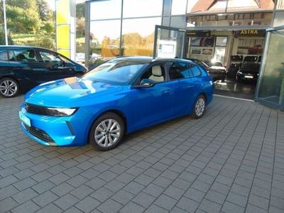 Gebraucht Opel Astra Elegance 131 PS (96 kW) 2023 Kobalt blau (metallic) Kleinwagen