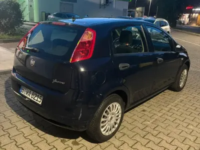 Gebraucht Fiat Punto 65 PS (47 kW) 2009 Blau Kleinwagen