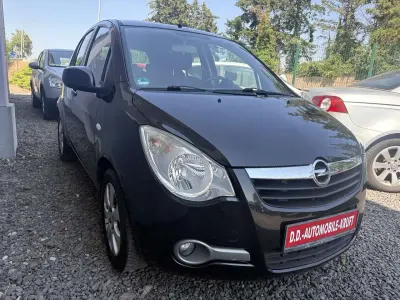 Gebraucht Opel Agila Edition 86 PS (63 kW) 2009 Kosmosschwarz Kleinwagen