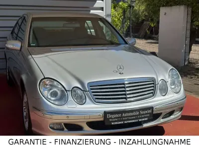 Gebraucht Mercedes E220 150 PS (110 kW) 2005 Iridiumsilber  metalliclack Limousine