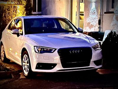 Gebraucht Audi A3 Attraction 125 PS (91 kW) 2012 Weiß Kleinwagen