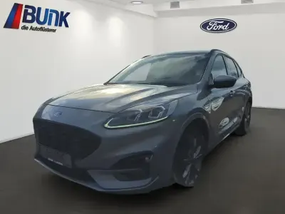 Second-hand Ford Kuga ST-Line 224 CP (164 kW) 2022 Argintiu SUV