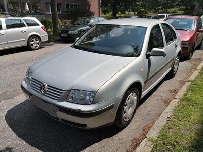 VW Bora