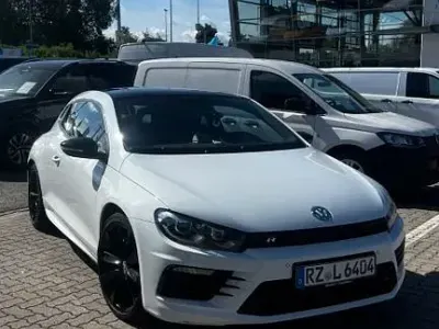 Gebraucht VW Scirocco R 280 PS (205 kW) 2017 Weiß Coupé
