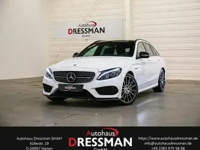 Używany Mercedes C43 AMG AMG 367 KM (269 kW) 2017 Biały Kombi