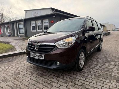 Gebraucht Dacia Lodgy Lauréate 116 PS (85 kW) 2017 Braun Van / Kleinbus