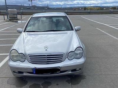 Mercedes C220