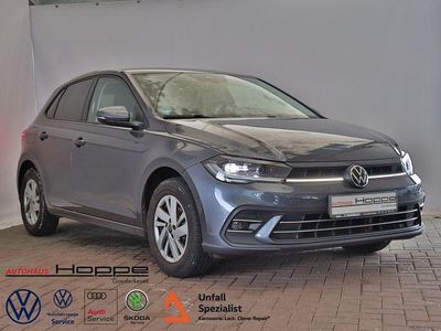 Gebraucht VW Polo Style 90 PS (66 kW) 2022 Rauchgrau metallic Kleinwagen