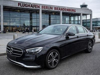 Second-hand Mercedes E200 160 CP (117 kW) 2021 Negru Berlinǎ