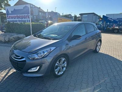 Usata Hyundai i30 110 CV (80 kW) 2014 Grigio Berlina