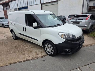 Gebraucht Fiat Doblò 95 PS (69 kW) 2017 Weiß Van / Kleinbus