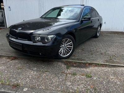 BMW 745