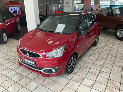 Gebraucht Mitsubishi Space Star Diamant Edition 71 PS (52 kW) 2017 Rot Kleinwagen