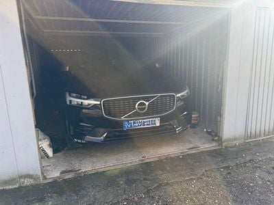 Gebraucht Volvo XC60 R-Design 190 PS (139 kW) 2018 Schwarz SUV