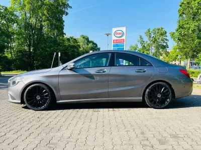 Gebraucht Mercedes CLA200 Urban 156 PS (114 kW) 2013 Grau Coupé