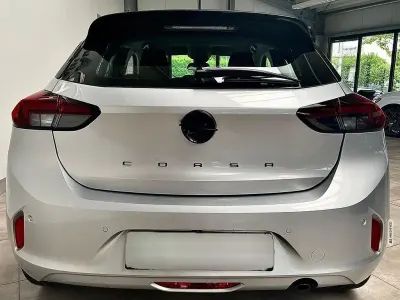 Gebraucht Opel Corsa 101 PS (74 kW) 2025 Grau metallic Kleinwagen