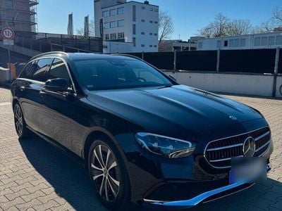 Mercedes E200
