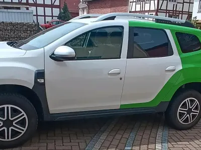 Gebraucht Dacia Duster Comfort 101 PS (74 kW) 2020 Weiß SUV
