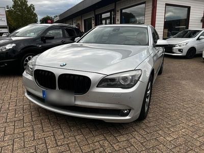 BMW 730
