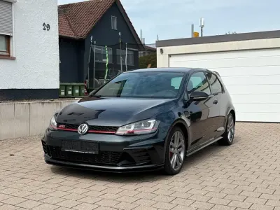 Gebraucht VW Golf VII GTI Clubsport 265 PS (194 kW) 2016 Grau Coupé