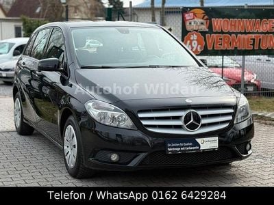 Gebraucht Mercedes B180 122 PS (89 kW) 2013 Schwarz Van / Kleinbus