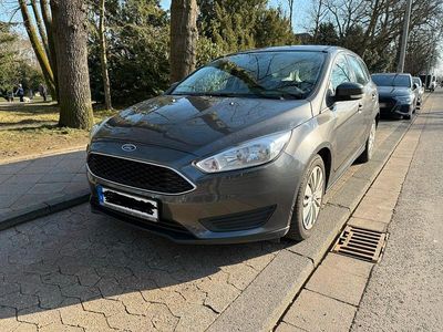 Gebraucht Ford Focus 95 PS (69 kW) 2016 Andere farben Kombi