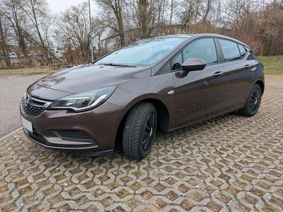 Gebraucht Opel Astra 105 PS (77 kW) 2017 Braun Limousine