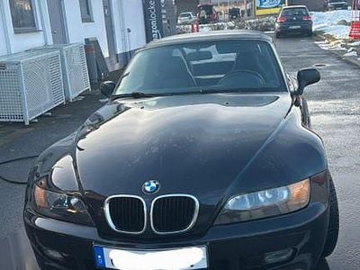 Schwarz Gebraucht 1997 BMW Z3 Cabrio | 5.800 € (Teuer)