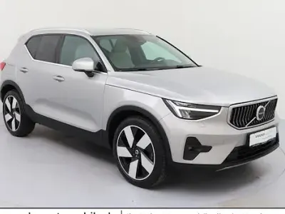 Gebraucht Volvo XC40 Plus 261 PS (191 kW) 2022 Silver dawn SUV