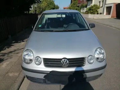 Gebraucht VW Polo Basis 54 PS (39 kW) 2005 Silber Limousine