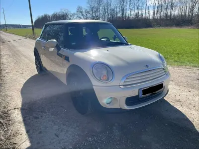 Gebraucht Mini ONE 75 PS (55 kW) 2010 Weiß Kleinwagen