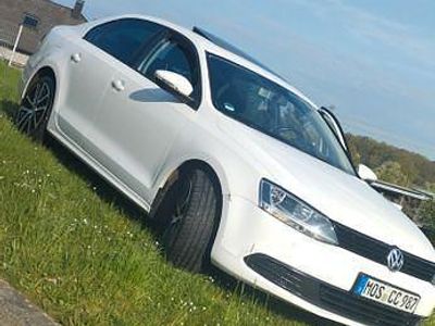 Usata VW Jetta Highline 105 CV (77 kW) 2011 Bianco Berlina