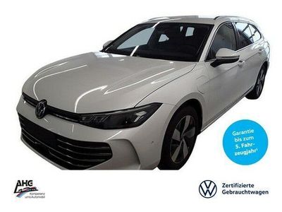 Gebraucht VW Passat 150 PS (110 kW) 2024 Weiß Kombi