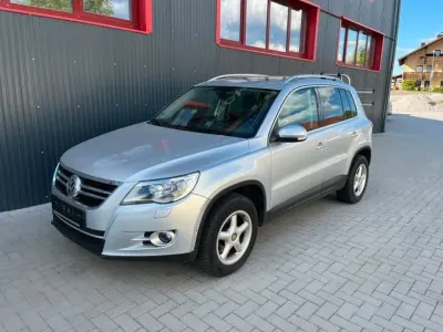 Gebraucht VW Tiguan Sportline 140 PS (102 kW) 2009 Reflexsilber metallic SUV
