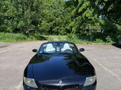 Gebraucht BMW Z4 Sport Line 218 PS (160 kW) 2006 Schwarz Cabrio