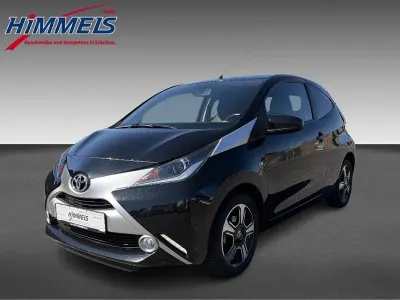 Gebraucht Toyota Aygo X-clusiv 69 PS (50 kW) 2014 Schwarz Kleinwagen