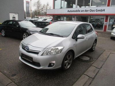 Silber Gebraucht 2012 Toyota Auris Hybrid Travel Limousine | 6.990 € (Guter Preis)