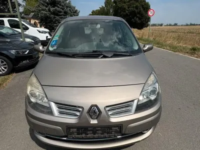 Gebraucht Renault Mégane III 110 PS (80 kW) 2009 Gold Kleinwagen