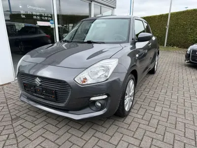 Gebraucht Suzuki Swift Comfort 90 PS (66 kW) 2019 Grau Kleinwagen