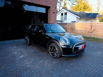 Gebraucht Mini Cooper Classic 136 PS (100 kW) 2022 Schwarz Kleinwagen