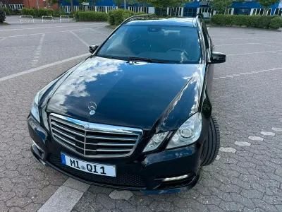 Gebraucht Mercedes E500 408 PS (300 kW) 2012 Schwarz Kombi