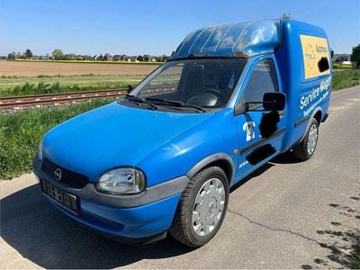Usata Opel Combo 60 CV (44 kW) 2001 Blu Monovolume