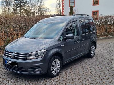 Gebraucht VW Caddy Comfortline 102 PS (75 kW) 2015 Schwarz Van / Kleinbus