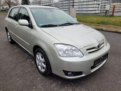 Usata Toyota Corolla Sol 110 CV (80 kW) 2005 Argento Berlina
