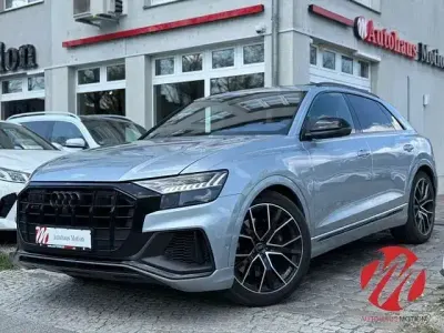 Second-hand Audi SQ8 Sport 507 CP (372 kW) 2023 Argintiu SUV