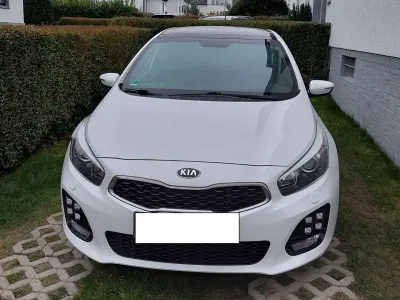 Gebraucht Kia Ceed GT GT-Line 136 PS (100 kW) 2016 Weiß Limousine