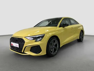 Gebraucht Audi A3 S-Line 190 PS (139 kW) 2023 Pythongelb metallic Limousine
