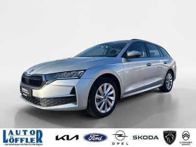 Silber Gebraucht 2024 Skoda Octavia Selection Kombi | 27.940 € (Superpreis)