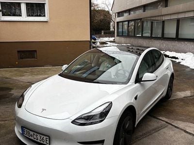 Gebraucht Tesla Model 3 Standard Range Plus 239 kW (325 PS) 2021 Weiß Limousine